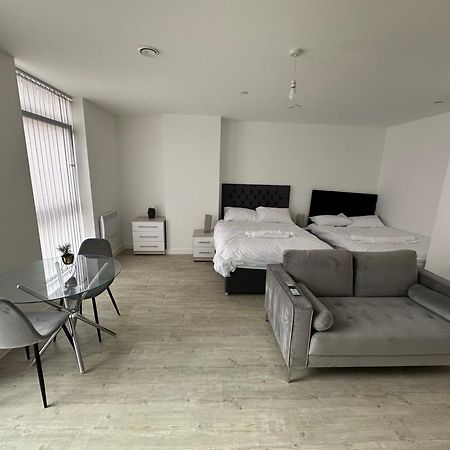 Manchester Old Trafford Studio Apartment Екстериор снимка